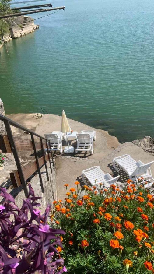 Holiday Home Radus Virpazar Bagian luar foto